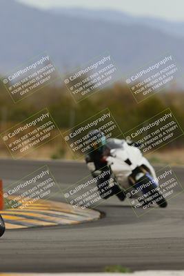 media/Jan-15-2023-SoCal Trackdays (Sun) [[c1237a034a]]/Turn 3 (1115am)/